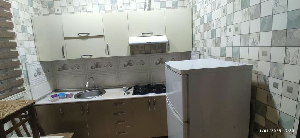 3 otaqlı, 55 kv. m, Təmirsiz