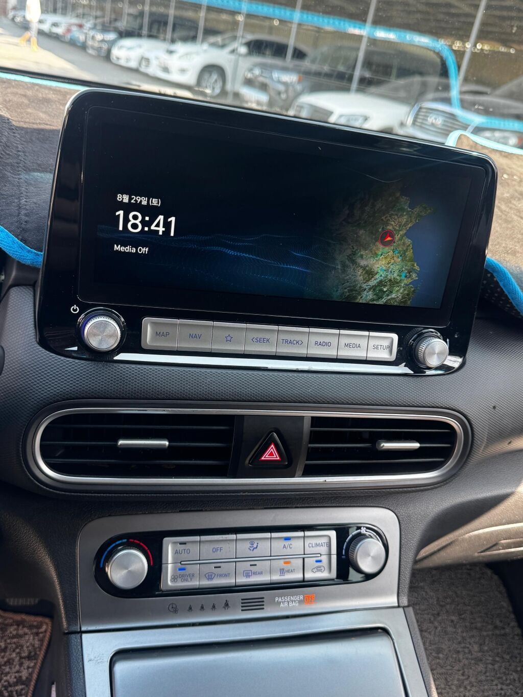 Hyundai Kona: 2020 г., Автомат, Электромобиль, Кроссовер: фото 2