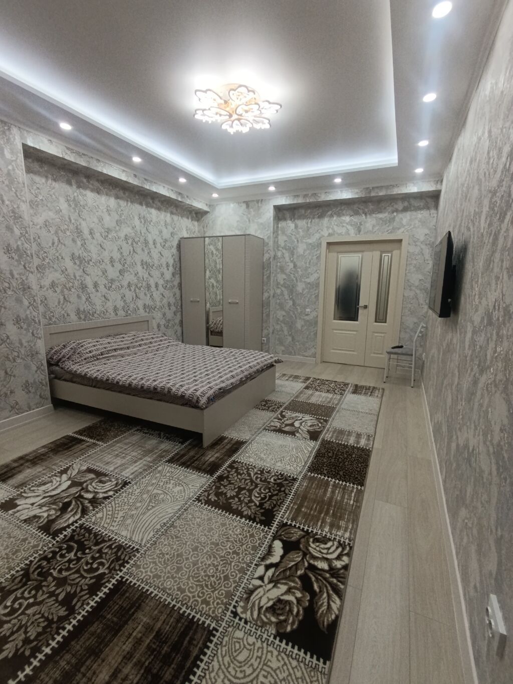1 комната, Ошский рынок / базар, Душевая кабина, Постельное белье, Кондиционер: фото 1
