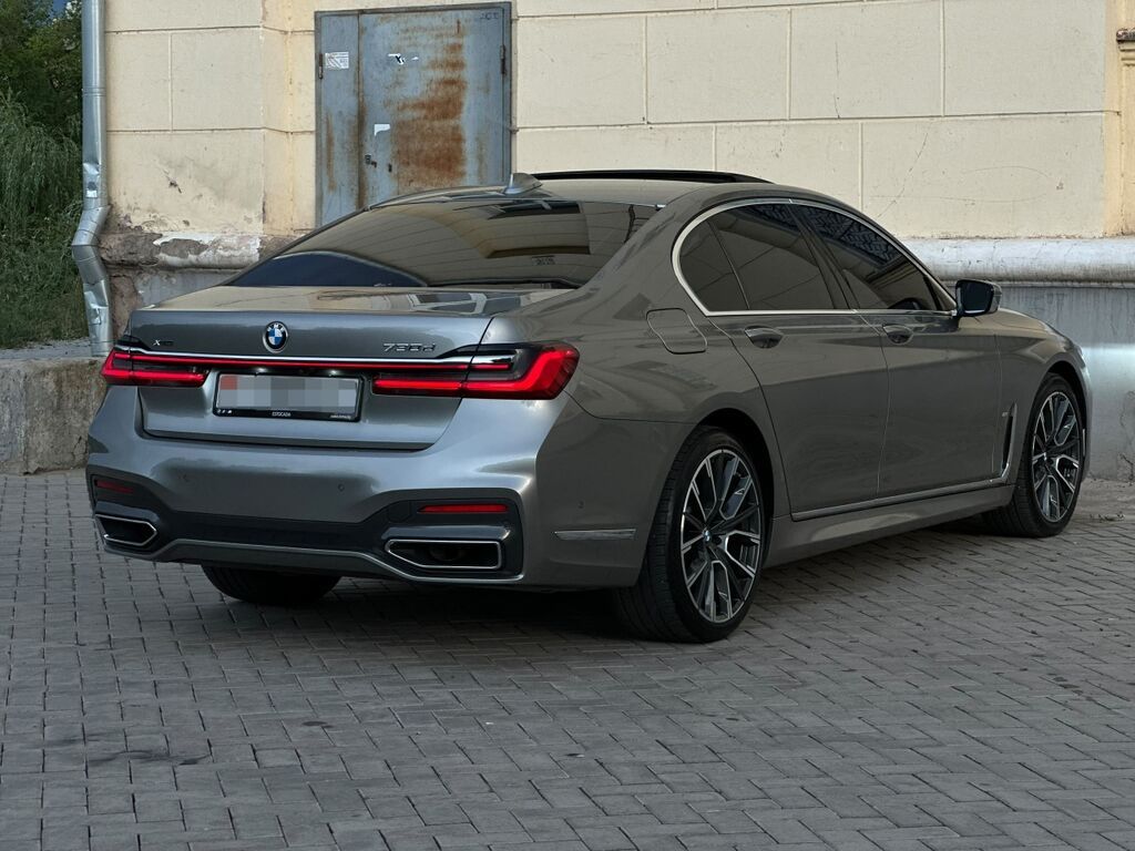 BMW 7 series: 2021 г., 3 л, Автомат, Дизель, Седан: фото 4