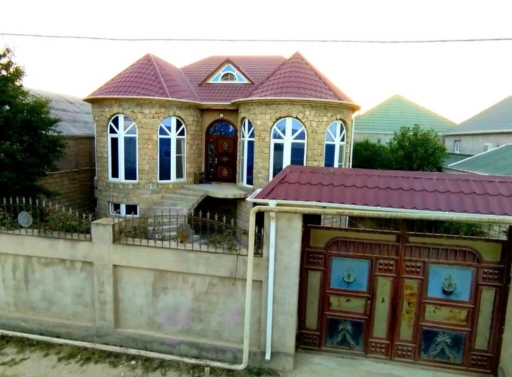 Salamaleykum. Yeni Ramanada bu gözəl həyət evi- villa tə' cili