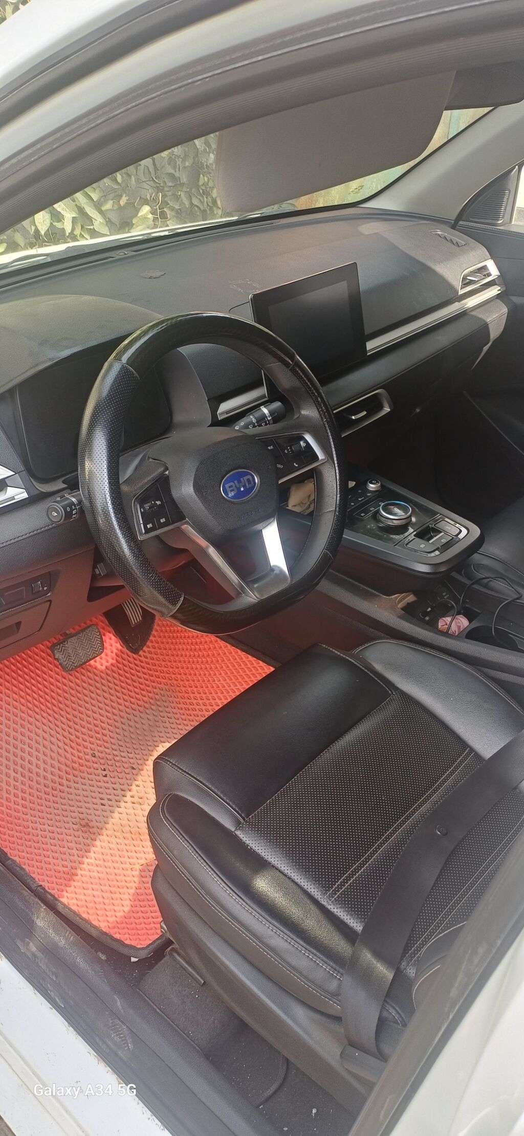 BYD Qin: 2020 г., Автомат, Электромобиль, Седан: фото 3
