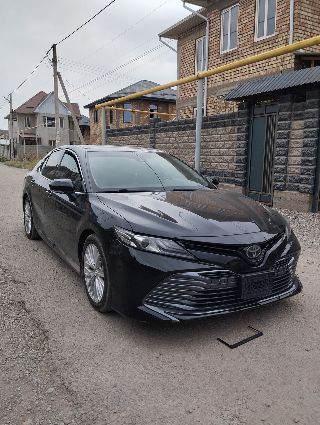 Toyota Camry 2018, 2.5 л, автомат, бензин: фото 2