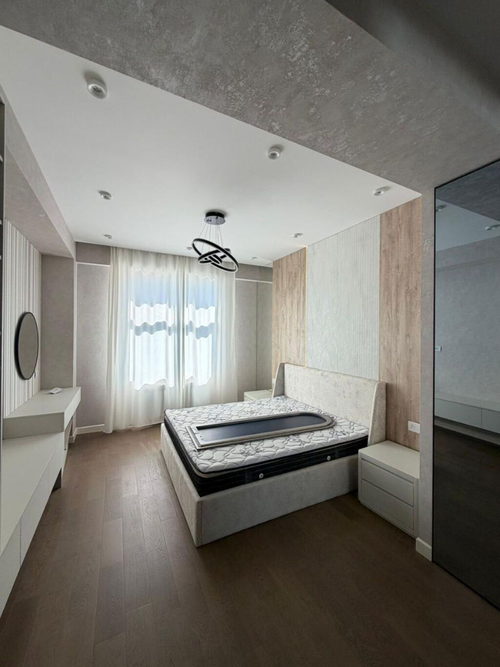 3 otaqlı, 166 kv. m