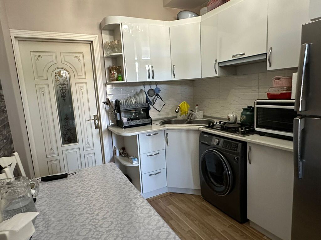 2 otaqlı, Yeni tikili, m. Xalqlar Dostluğu, 47 kv. m