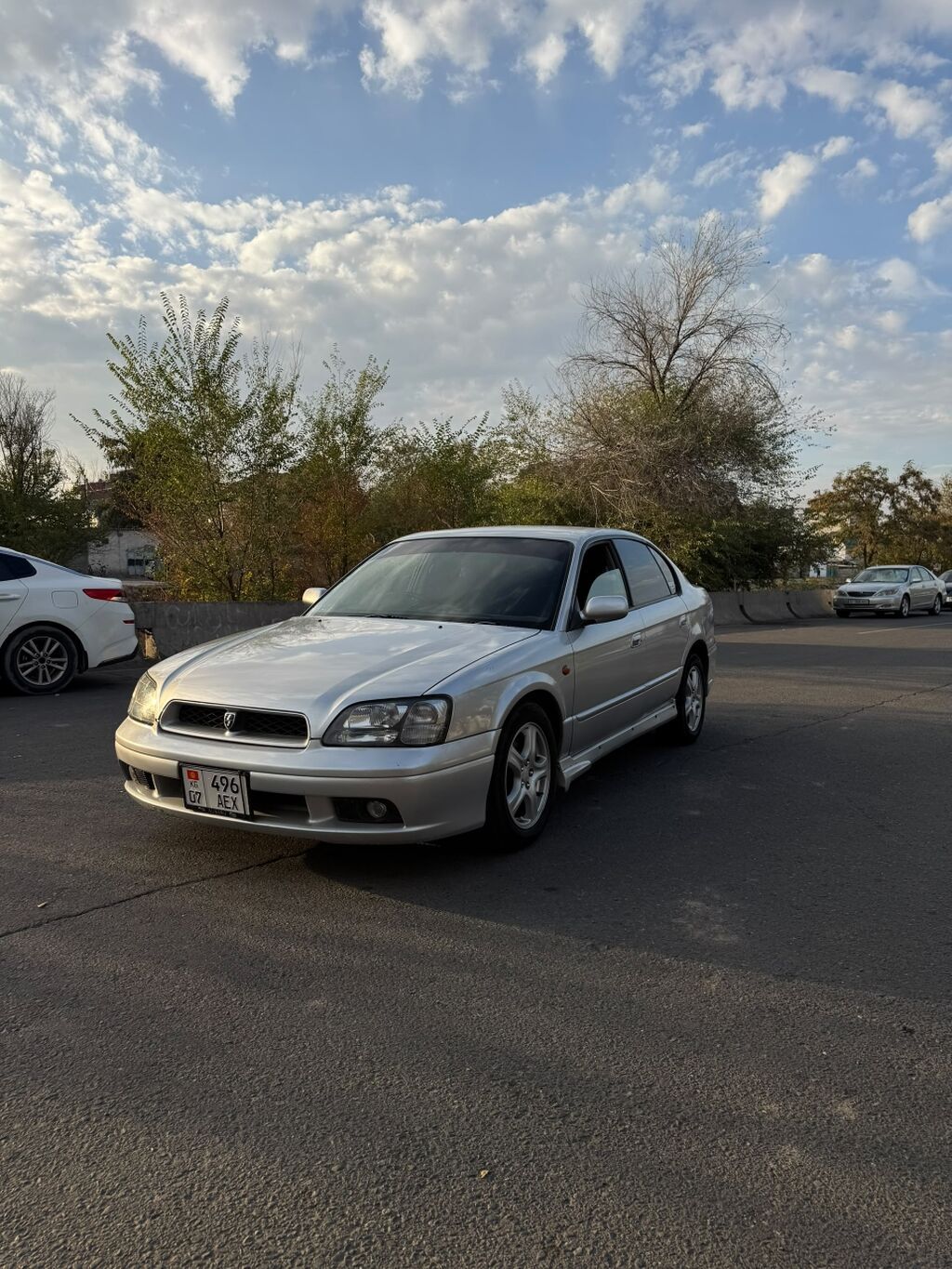 Subaru Legacy: 2001 г., 1.9 л, Автомат, Бензин, Седан: фото 2