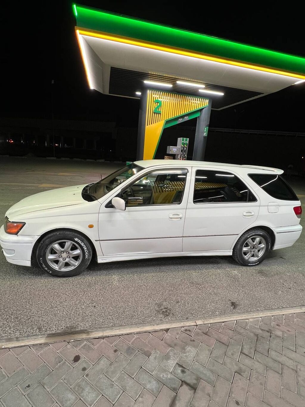 Toyota Vista: 1998 г., 2 л, Автомат, Бензин, Универсал: фото 2