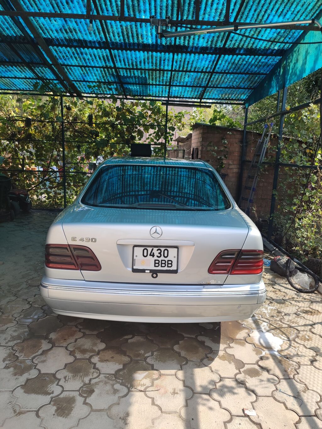 Mercedes-Benz E-Class: 2001 г., 4.3 л, Автомат, Бензин, Седан: фото 3