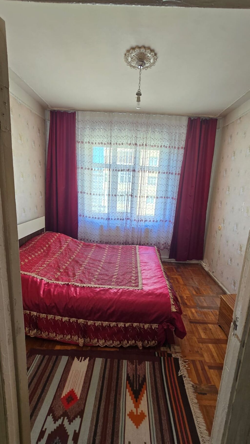 Saray, 4 otaqlı, Köhnə tikili, 85 kv. m