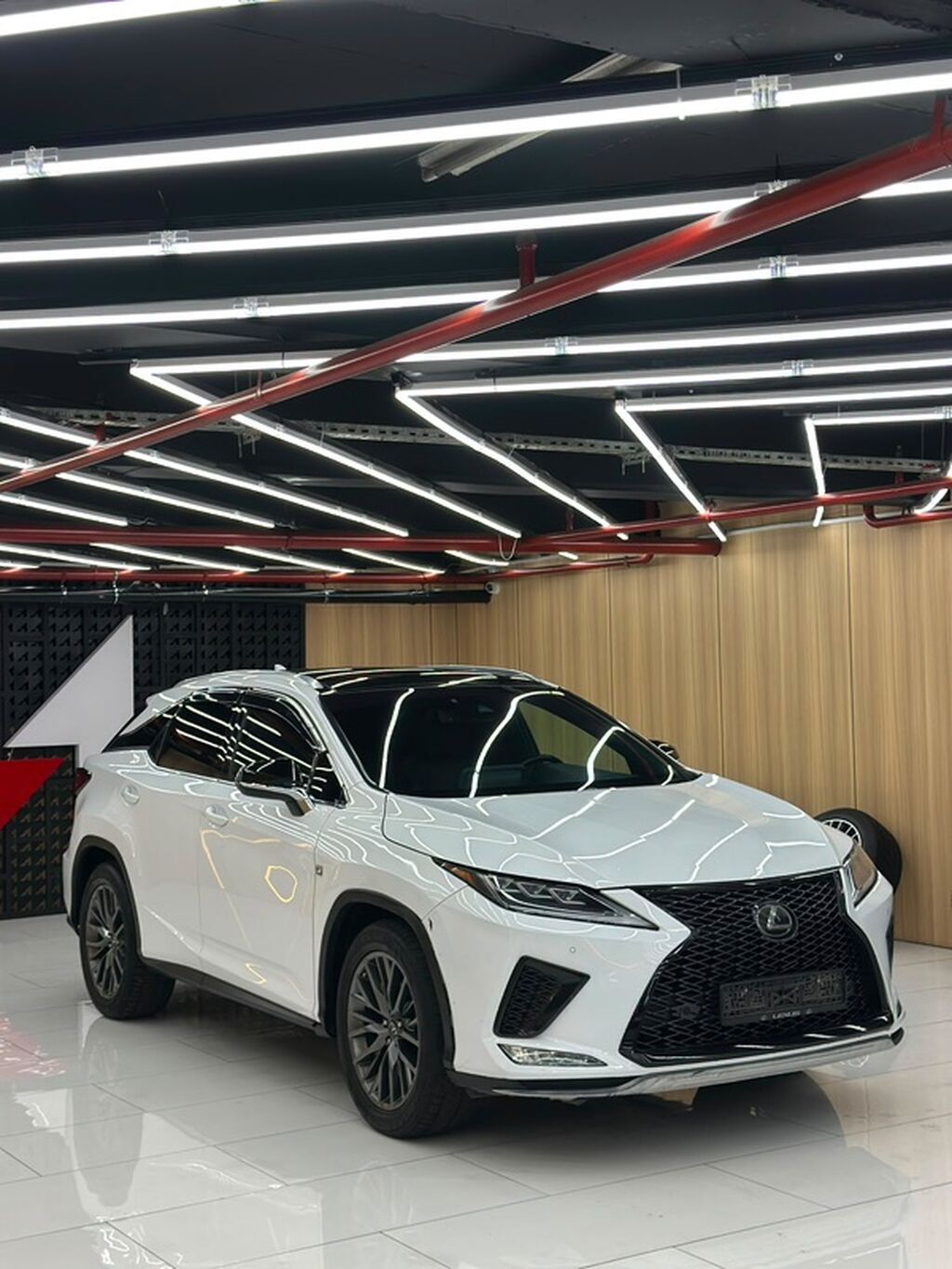 Lexus RX: 2020 г., 3.5 л, Автомат, Бензин, Кроссовер: фото 2