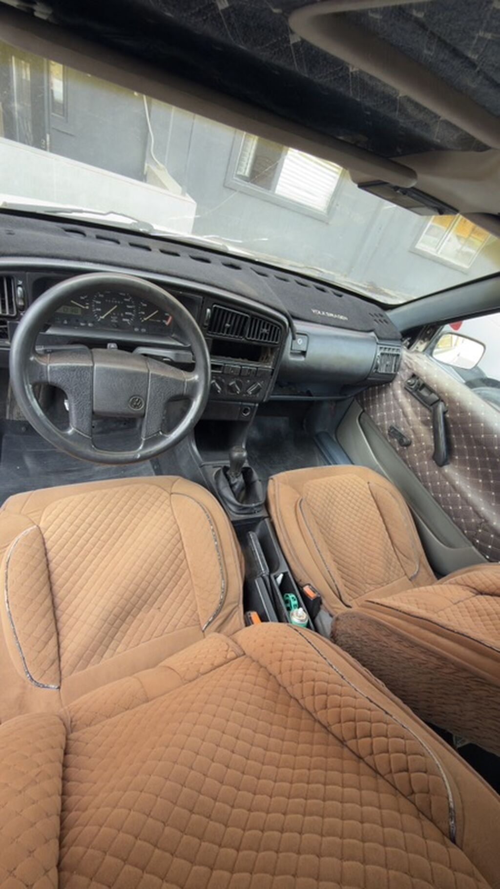 Volkswagen Passat Variant: 1991 г., 1.8 л, Механика, Универсал: фото 3