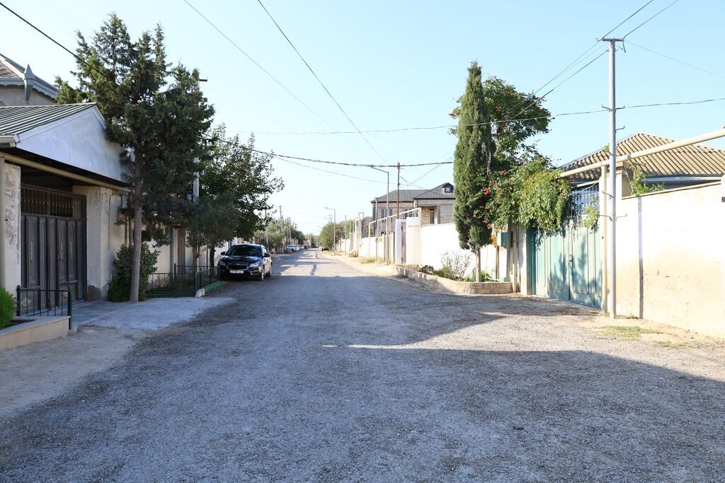 6 otaqlı, 300 kv. m, Orta təmir