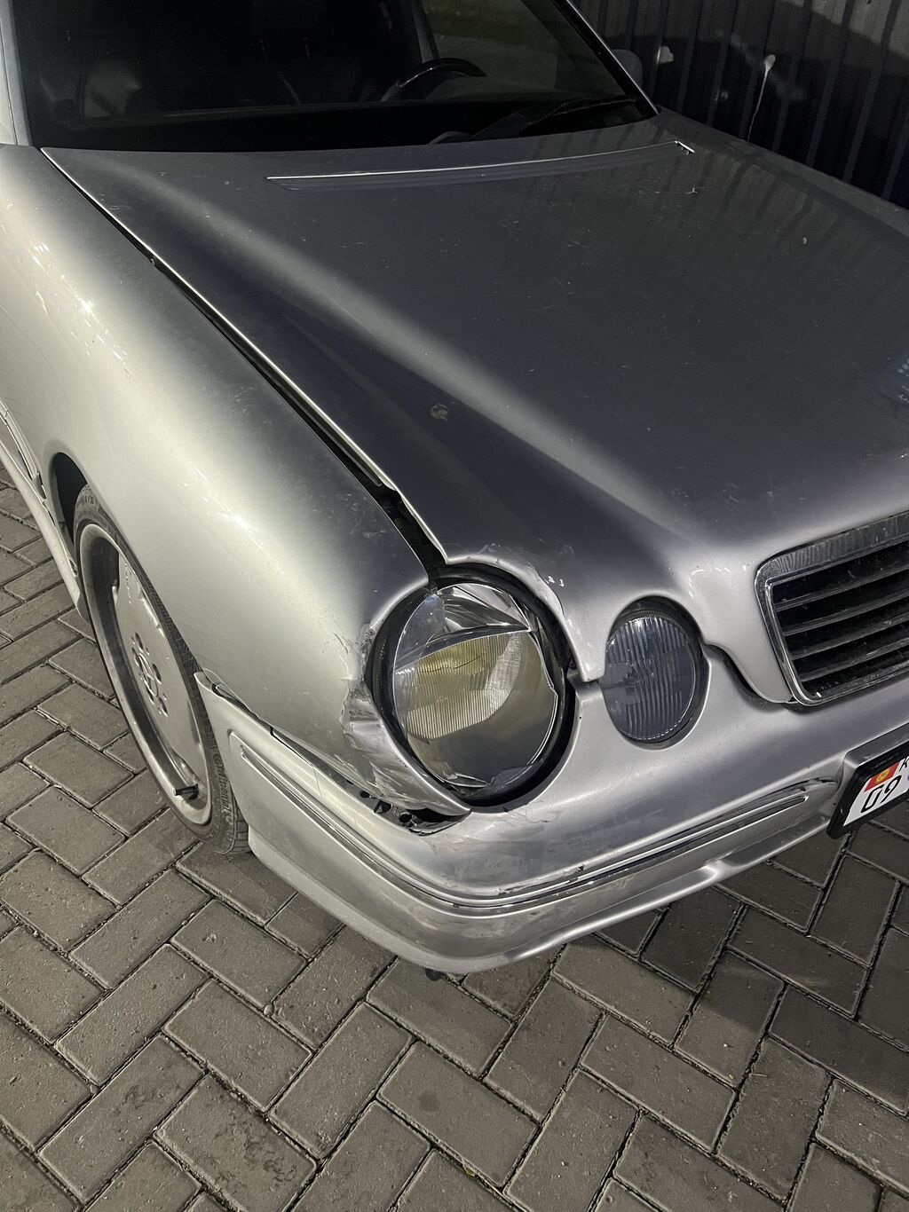 Mercedes-Benz E-Class: 2001 г., 5.5 л, Автомат, Бензин, Седан: фото 6