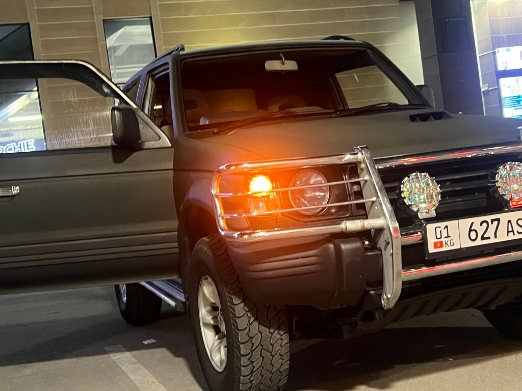 Mitsubishi Pajero: 1995 г., 2.8 л, Автомат, Дизель, Внедорожник: фото 4