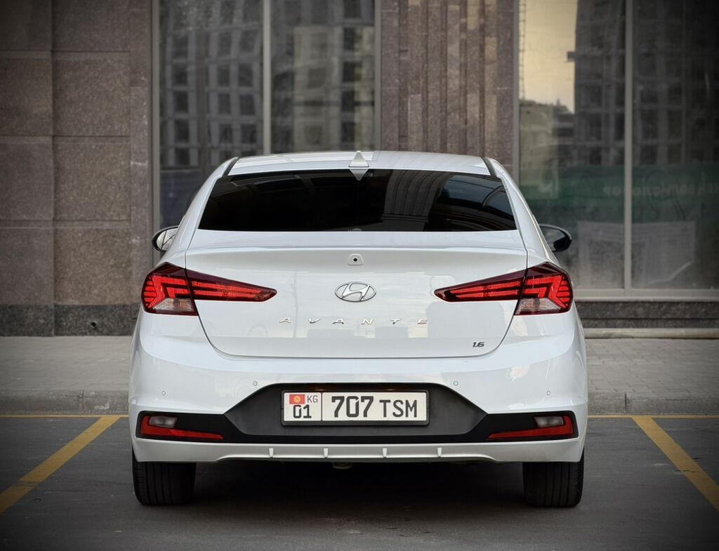 Hyundai Avante: 2019 г., 1.6 л, Автомат, Бензин, Седан: фото 6