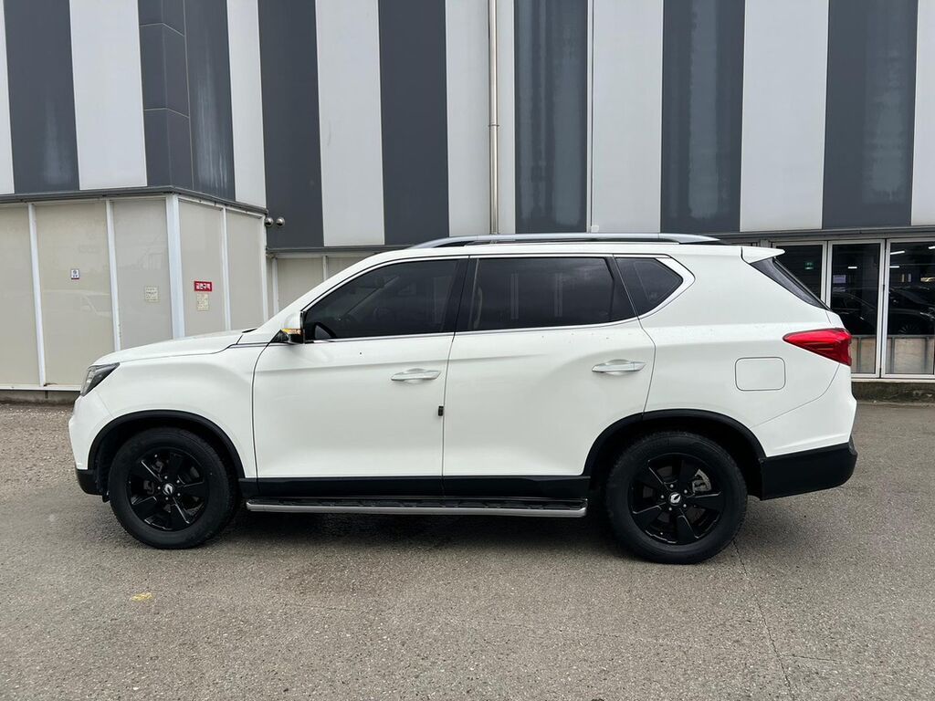 Ssangyong Rexton: 2020 г., 2.2 л, Автомат, Дизель, Внедорожник: фото 3