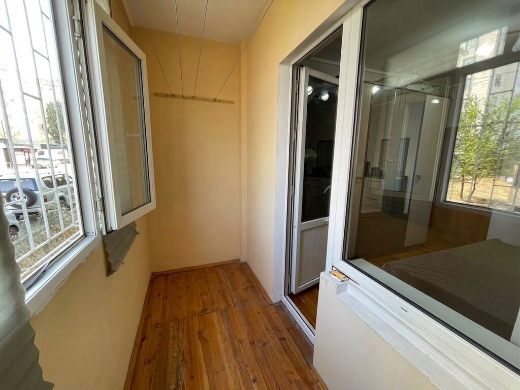 3 комнаты, 74 м², 12 мкр 105 серия, 1 этаж, Косметический ремонт: фото 8