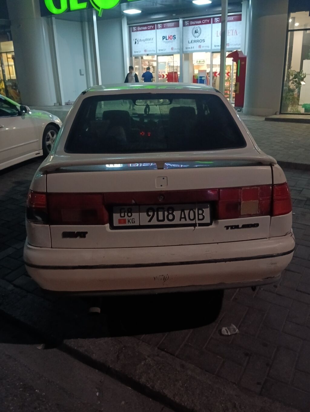 Seat Toledo: 1996 г., 1.6 л, Механика, Газ, Хэтчбэк: фото 4