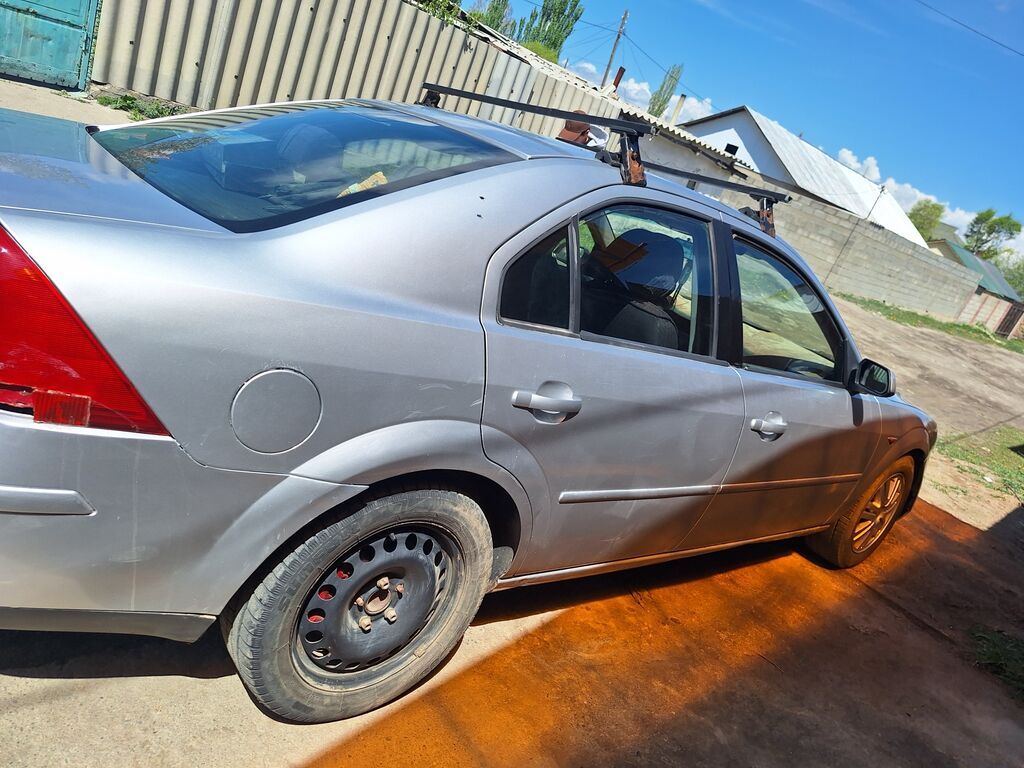 Ford Mondeo: 2001 г., Автомат, Бензин, Седан: фото 1