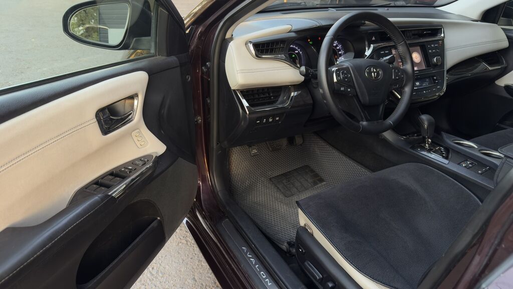 Toyota Avalon: 2014 г., 2.5 л, Вариатор, Гибрид, Седан: фото 6