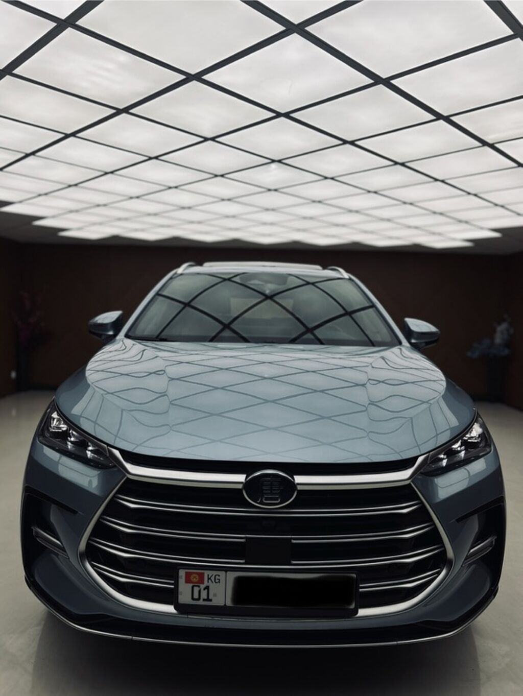 BYD Song Plus: 2023 г., 1.5 л, Электромобиль, Кроссовер: фото 1