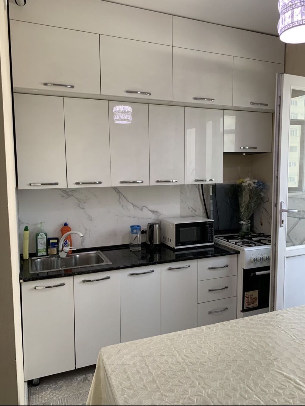 2 комнаты, 52 м², 12 мкр 106 серия, 5 этаж, Косметический ремонт: фото 2