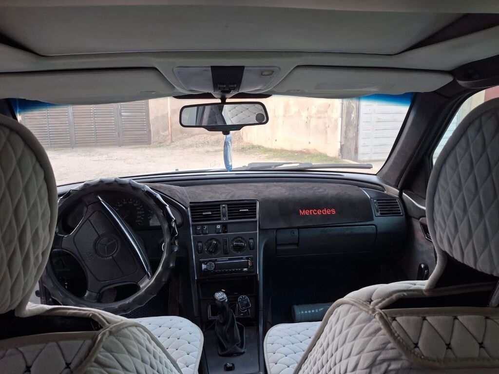 Mercedes-Benz C-Class: 1995 г., 1.8 л, Механика, Бензин, Седан: фото 7