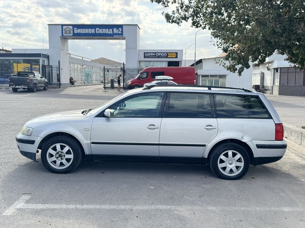 Volkswagen Passat: 2000 г., 1.6 л, Механика, Бензин, Универсал: фото 2