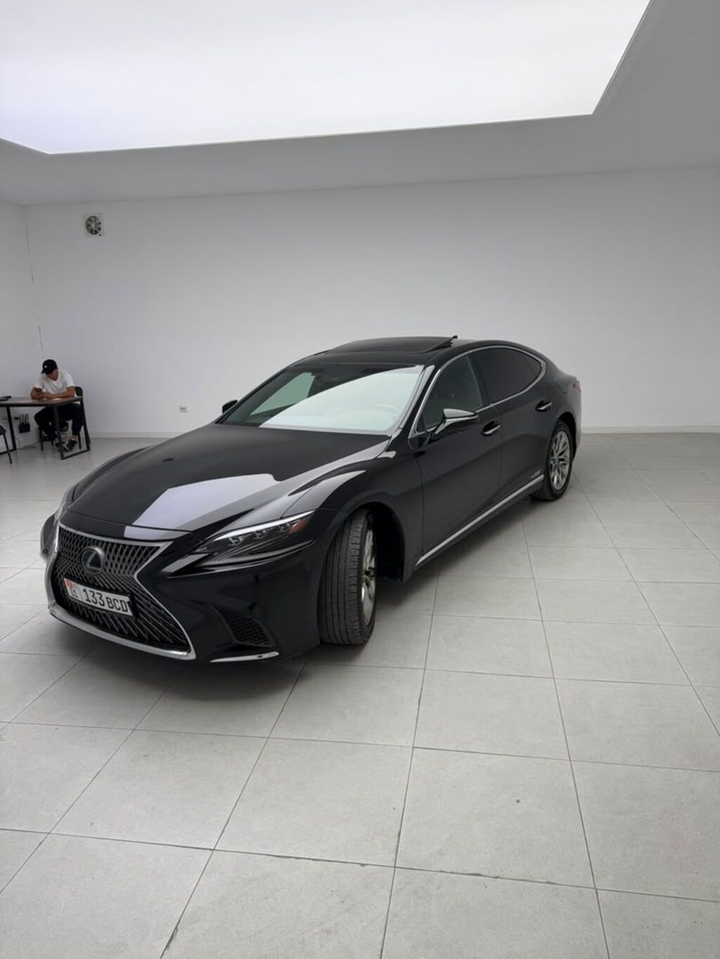 Lexus LS: 2019 г., 3.5 л, Автомат, Гибрид, Седан: фото 5