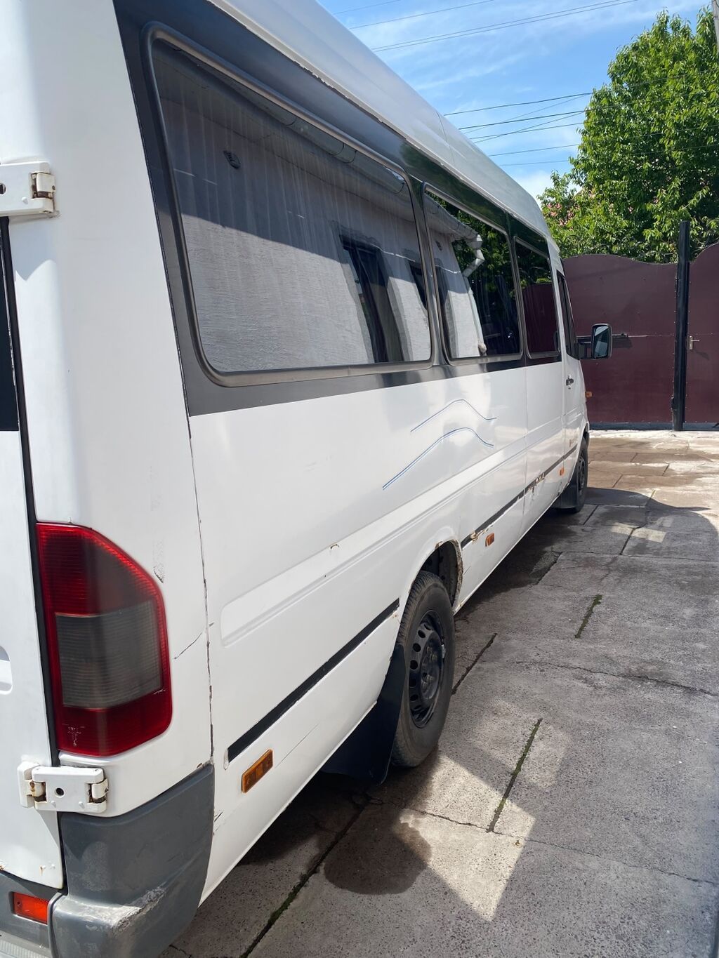 Mercedes-Benz Спринтер: 2003 г., 2.2 л, Механика, Дизель, Бус: фото 5