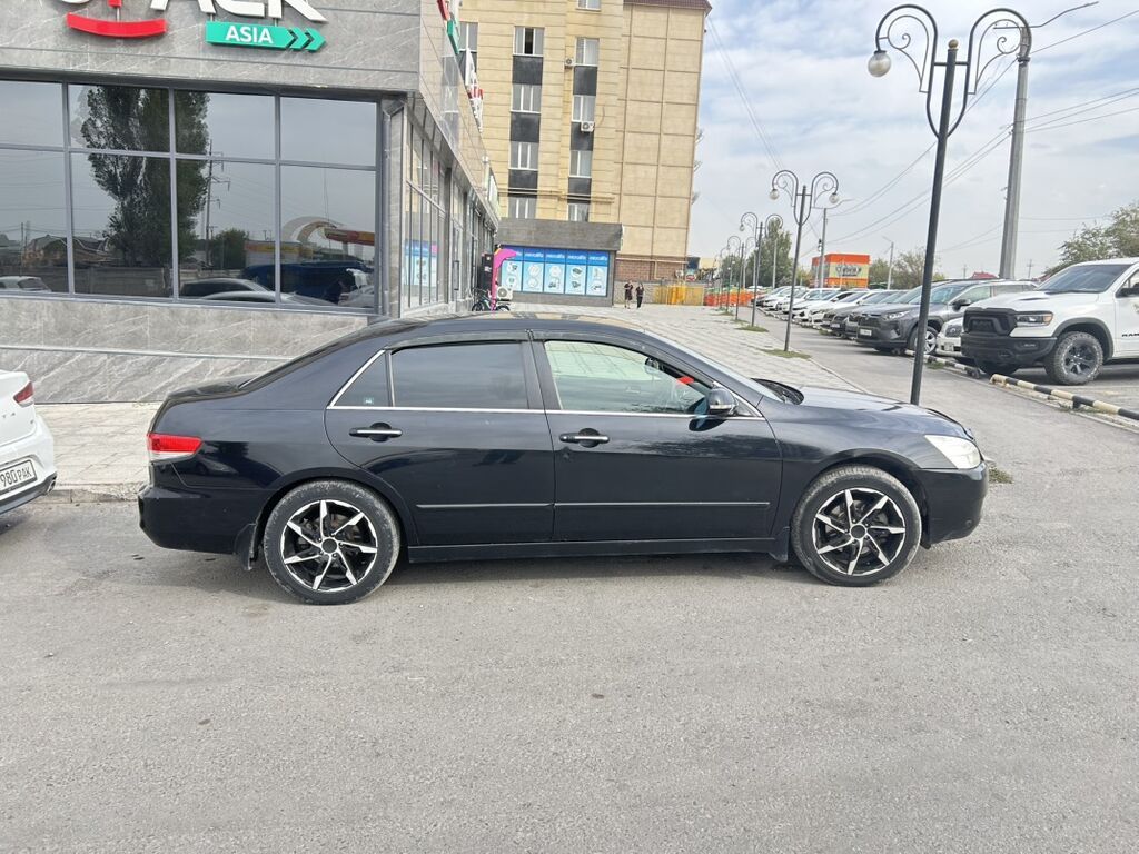 Honda Inspire: 2004 г., Седан: фото 4