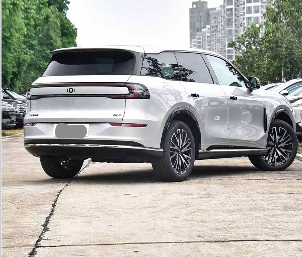 Changan : 2026 г., Робот, Электромобиль, Кроссовер: фото 8