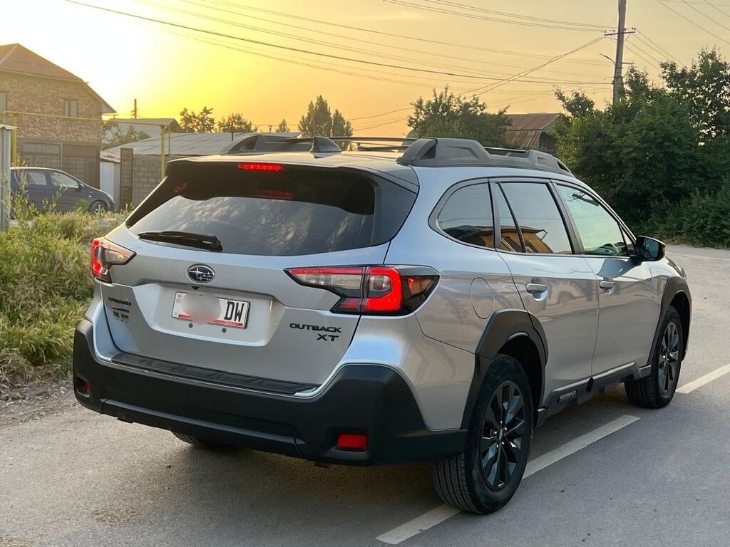 Subaru Outback: 2023 г., 2.4 л, Вариатор, Бензин: фото 3