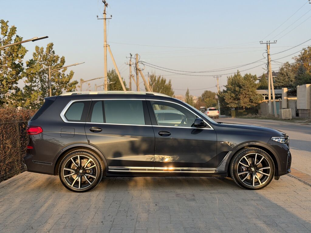 BMW X7: 2021 г., 3 л, Автомат, Бензин, Внедорожник: фото 4