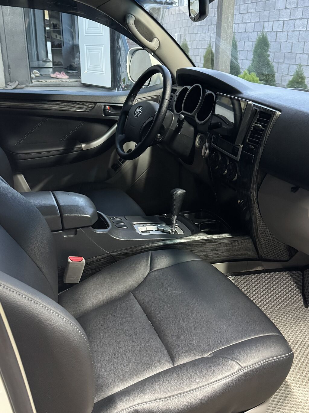 Toyota 4Runner: 2005 г., 4.7 л, Автомат, Бензин, Внедорожник: фото 8