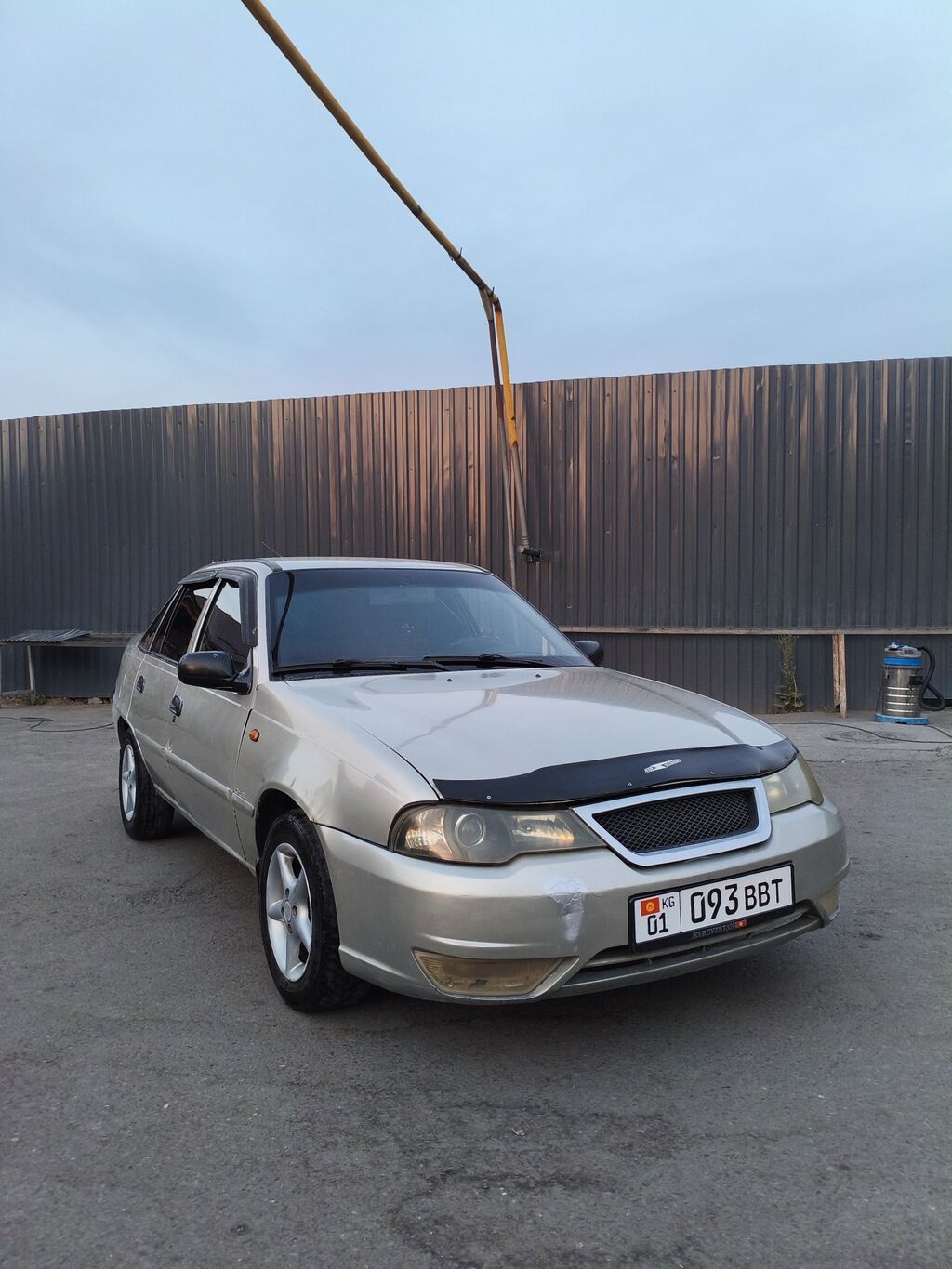 Daewoo Nexia: 2008 г., 1.6 л, Механика, Бензин, Седан: фото 2