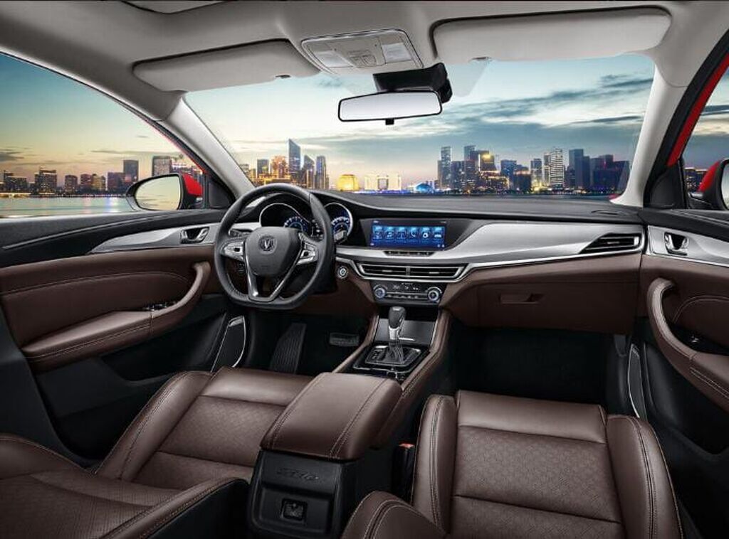 Changan Eado: 2020 г., Автомат, Электромобиль, Седан: фото 5