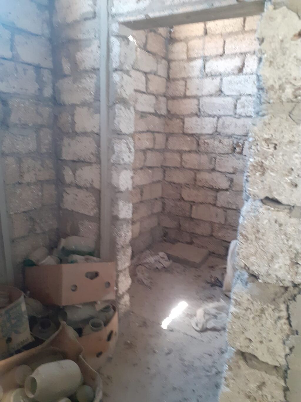 5 otaqlı, 119 kv. m, Kredit yoxdur, Təmirsiz