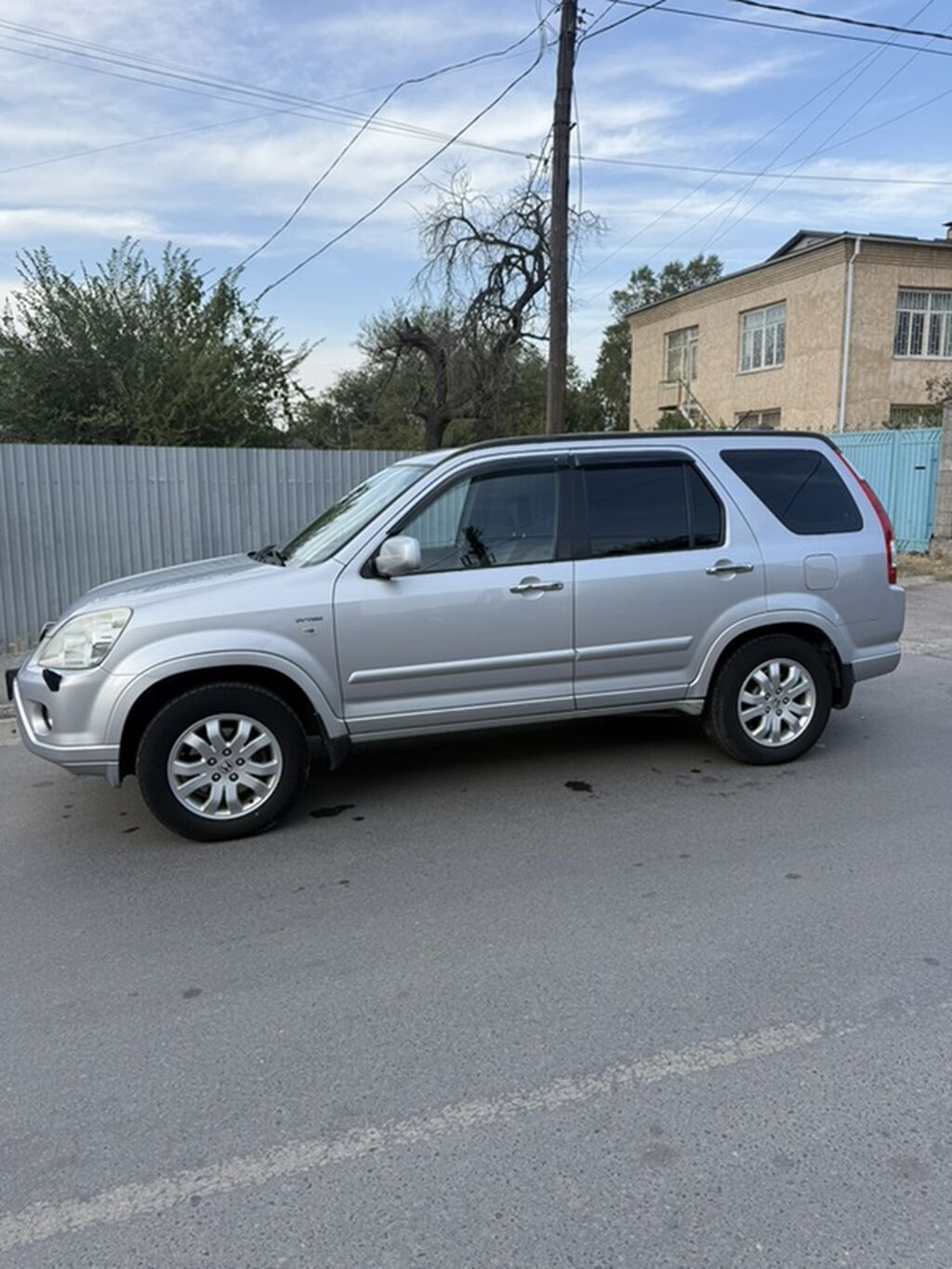 Honda CR-V: 2006 г., 2 л, Автомат, Бензин, Кроссовер: фото 1