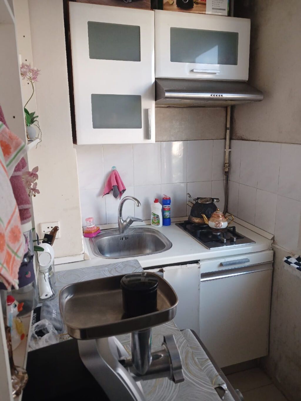 Bakı, 8-ci mikrorayon, 2 otaqlı, Köhnə tikili, m. Azadlıq Prospekti, 45 kv. m