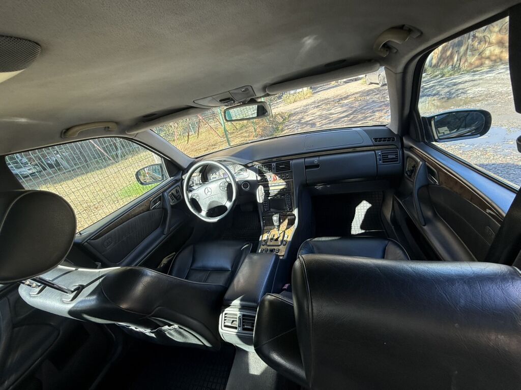 Mercedes-Benz E-Class: 2000 г., 4.3 л, Автомат, Бензин, Седан: фото 6