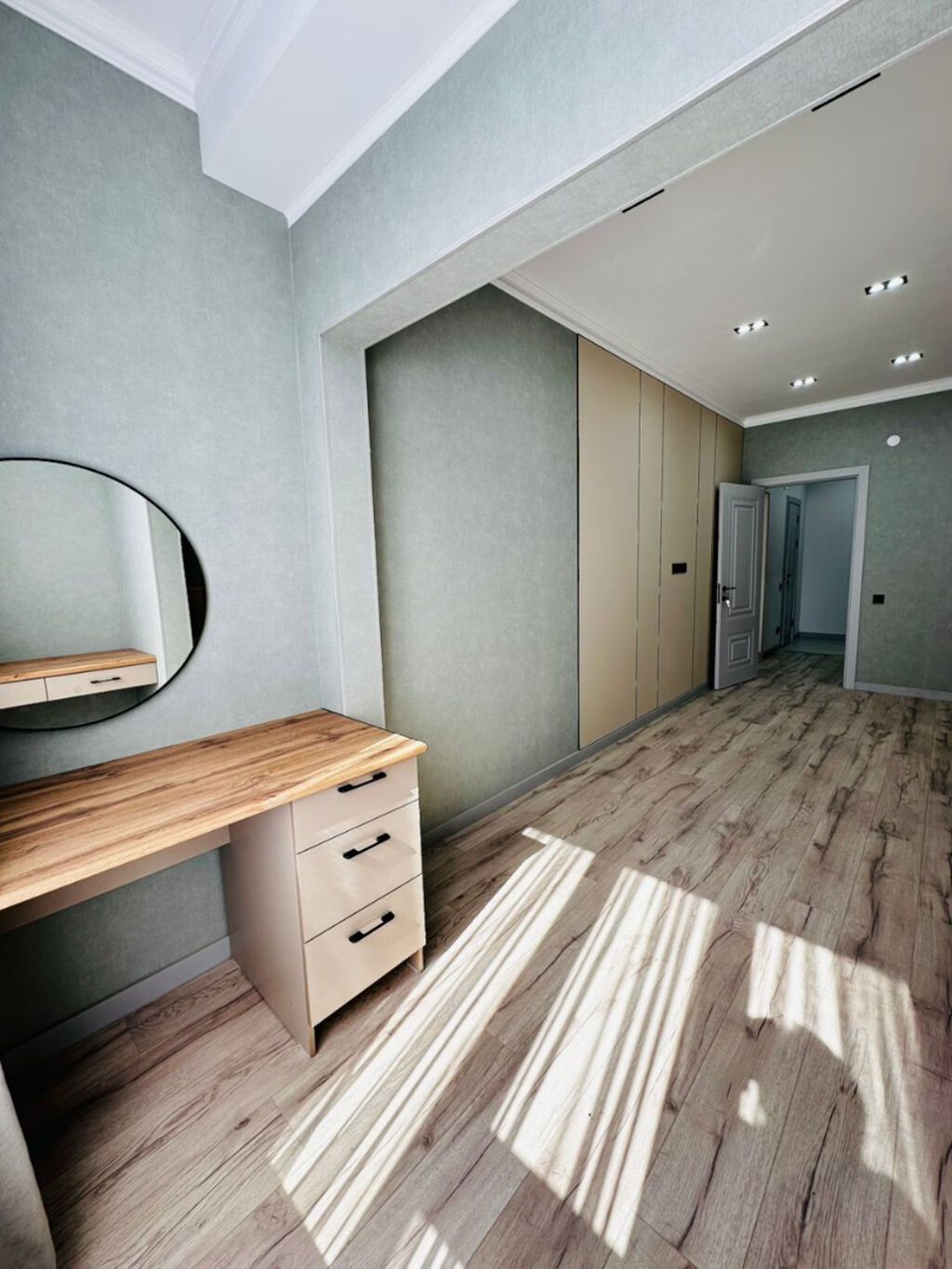 2 комнаты, 55 м², Кок-Жар мкр Элитка, 2 этаж, Дизайнерский ремонт: фото 2