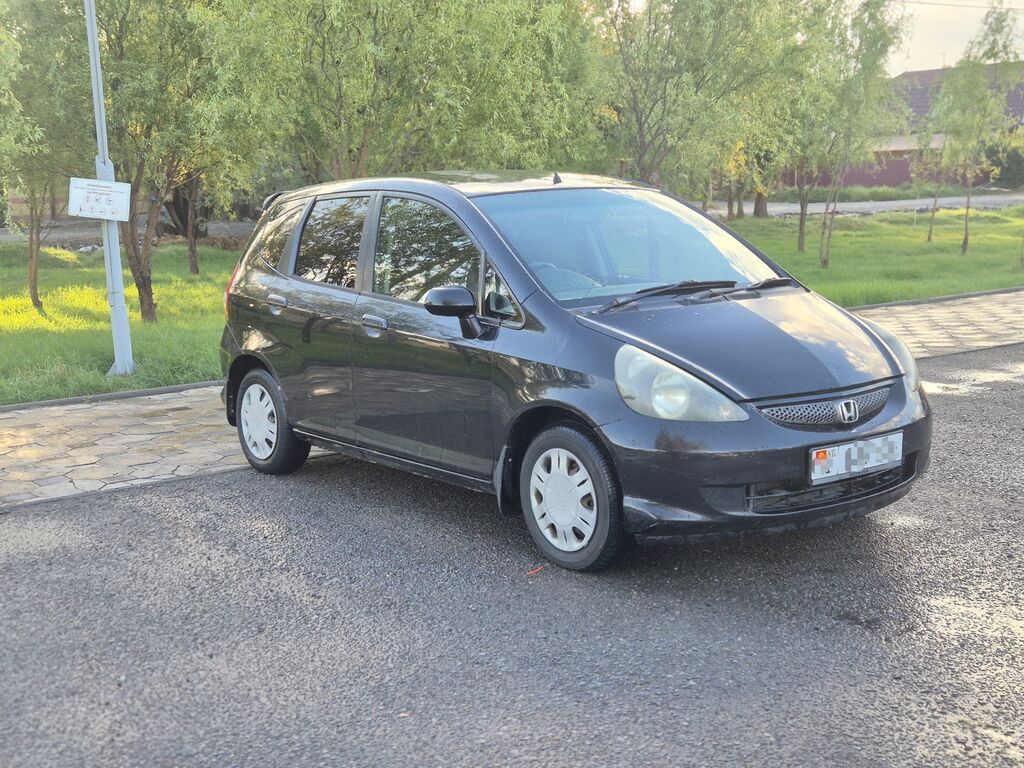 Honda Fit: 2003 г., 1.5 л, Вариатор, Бензин, Хэтчбэк: фото 2