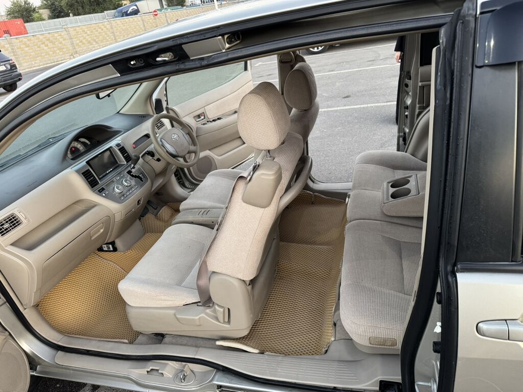 Toyota Raum: 2003 г., 1.5 л, Автомат, Бензин, Минивэн: фото 8