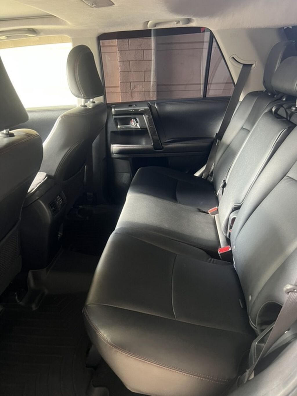 Toyota 4Runner: 2019 г., 4 л, Автомат, Бензин, Внедорожник: фото 8