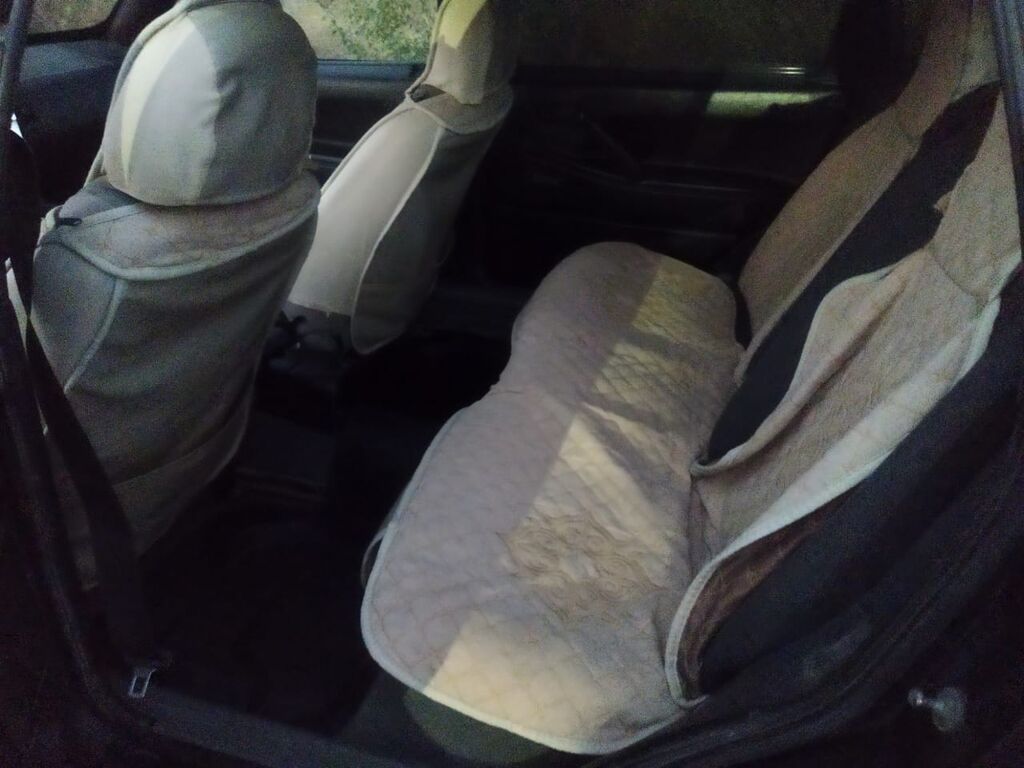 Volkswagen Passat Variant: 1992 г., 1.8 л, Механика, Бензин, Универсал: фото 7