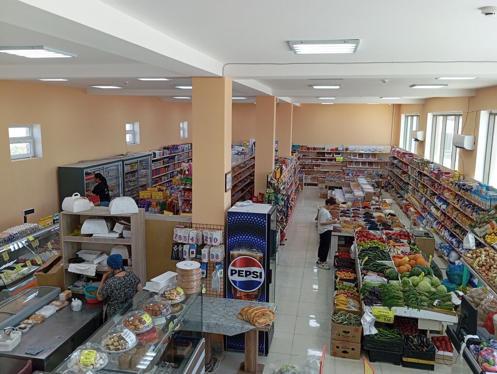 Hazır biznes satılır sahəsi 620 m² market icarəyə verilib müqavilə