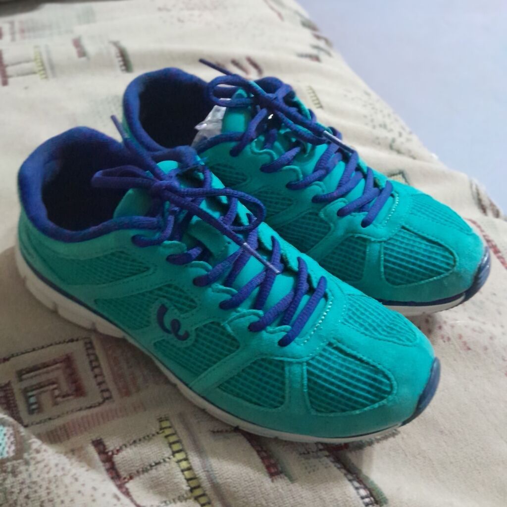 Кроссовки Prospecs 36 размер (Корея)и Adidas 37 размер, производство: фото 1