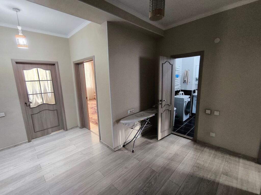 3 комнаты, 101 м², 6 мкр Элитка, 6 этаж, Дизайнерский ремонт: фото 3
