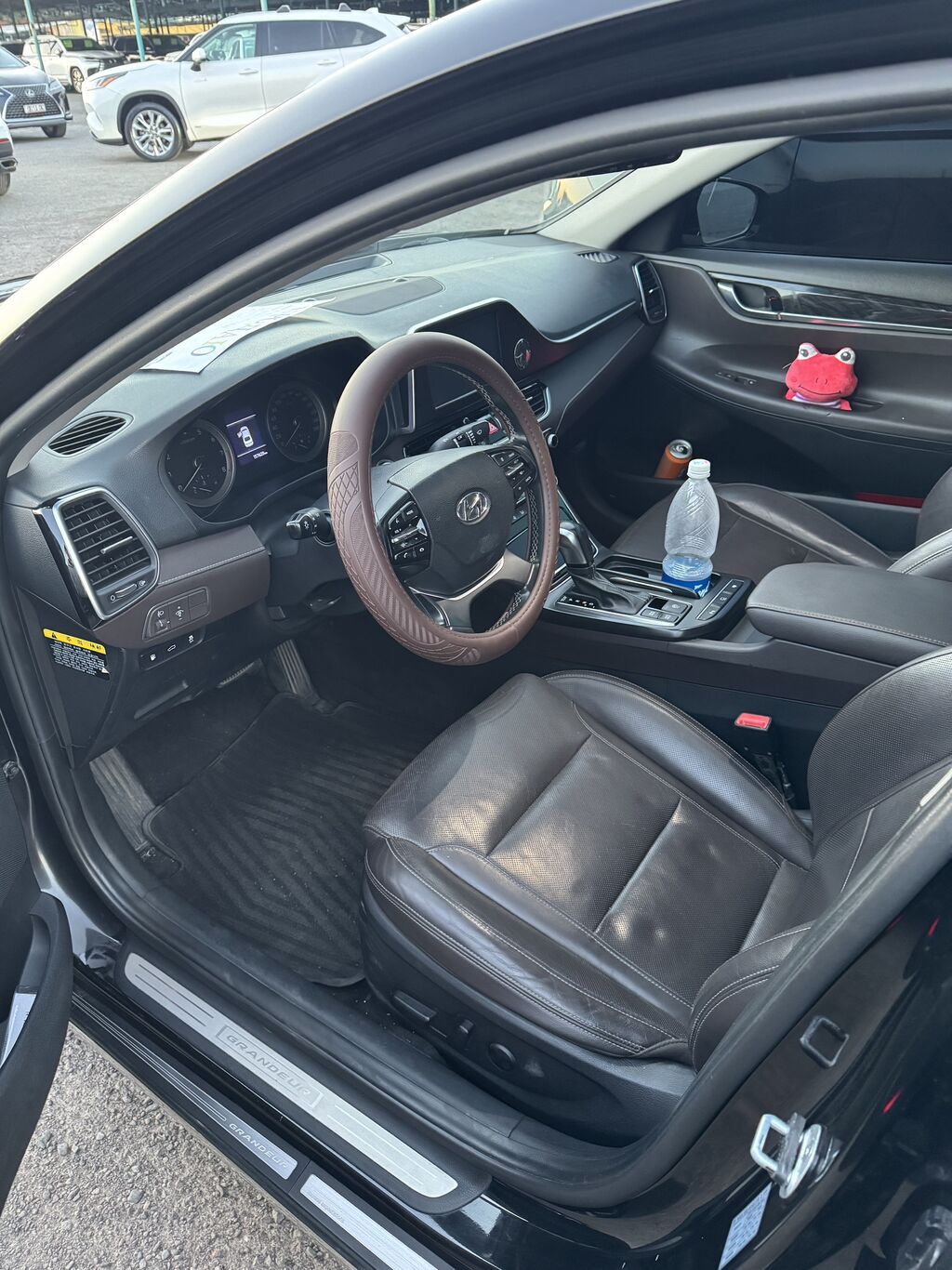 Hyundai Grandeur: 2017 г., 3 л, Автомат, Газ, Седан: фото 4